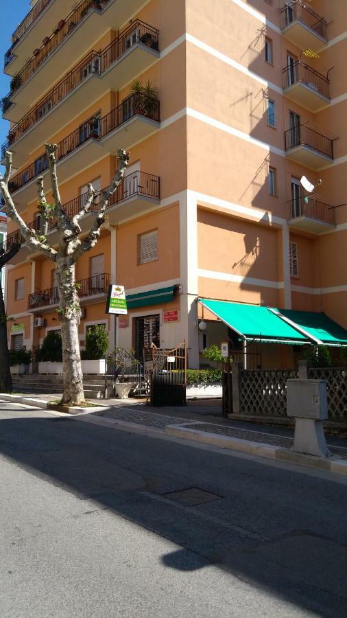 Il Viale Bed and Breakfast Chieti Esterno foto